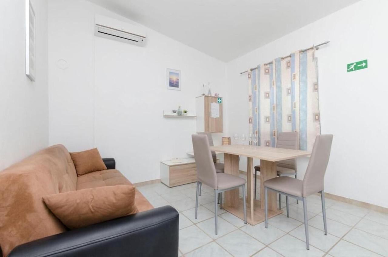 Apartment Brnabic Rogoznica  Zewnętrze zdjęcie